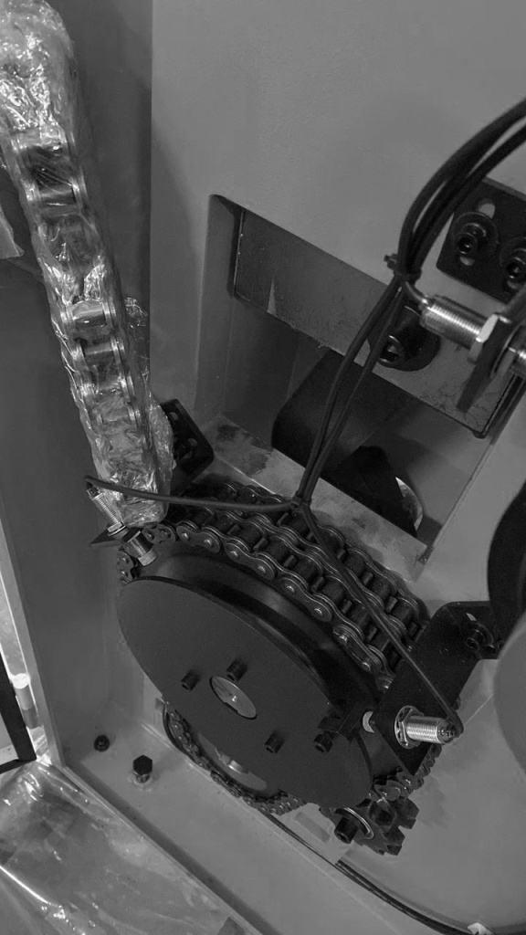 Теперь на EFMSах, мощные двойные цепи со звездочками 19.04 (1).22.jpg